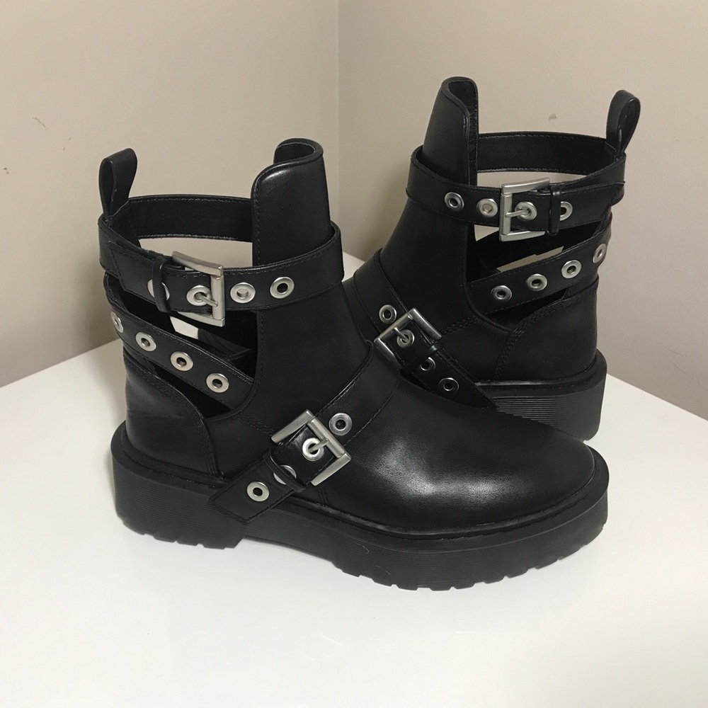 Ankle boots with cut outs